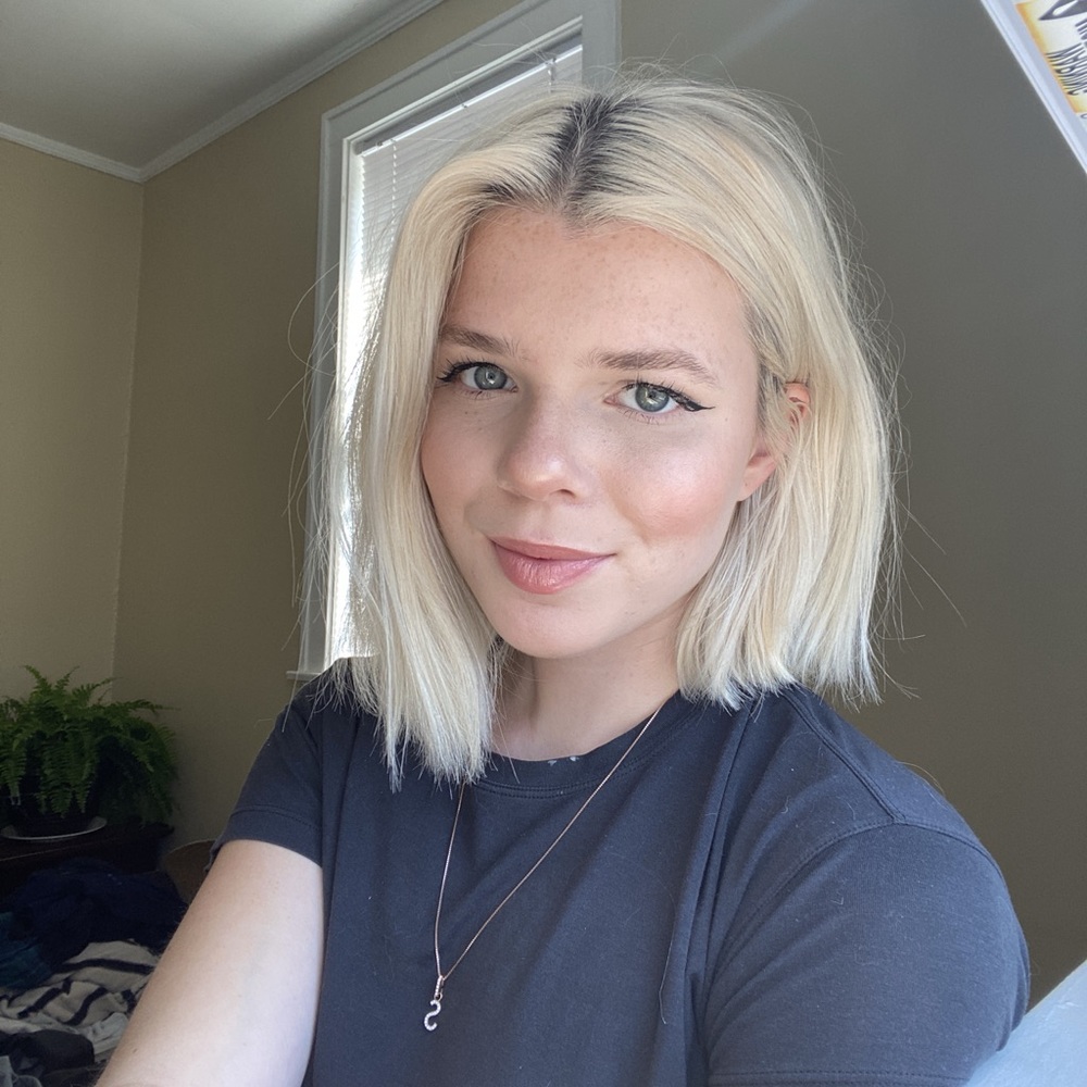 Meet your Posher, Savannah